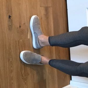 Steve Madden Gray Suede Loafers, size 10